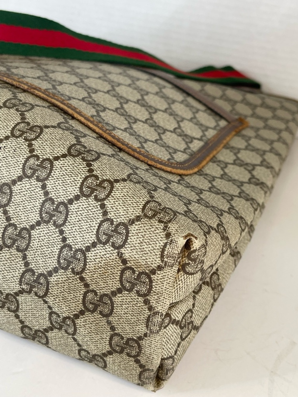 GUCCI CC MONOGRAM SHERRY LINE TOTE - Picture 9 of 15